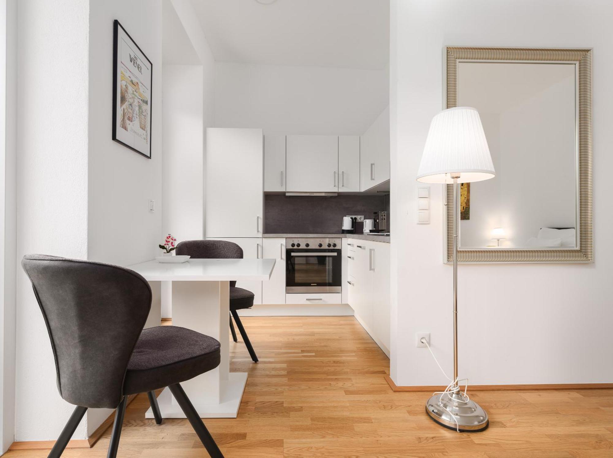 Next To Schoenbrunnpalace Close To Public Transport - Myschoenbrunn Apartment Wien
